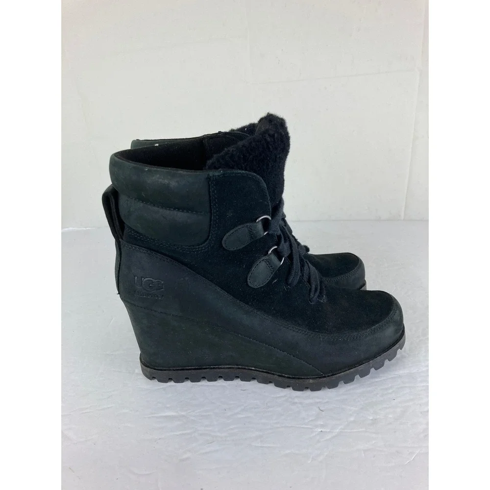 UGG Adirondack Wedge Boots Women 6 Black Waterproof Suede Designer Fall Boho